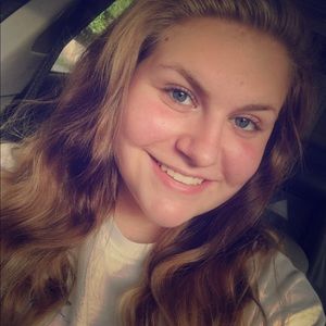 Meet your Posher, Lindsey